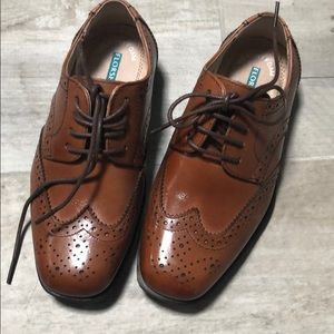Florsheim boys dress shoes